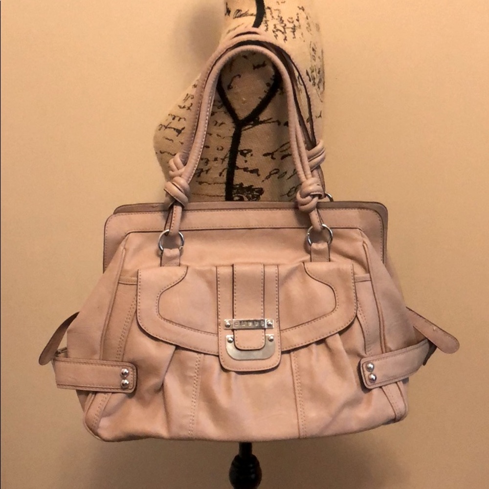 Like new Guess purse!